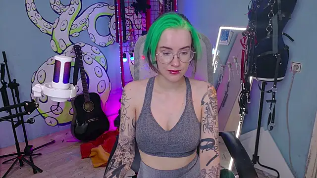 Cumpotik Eve online show from June 18, 2026, 2:54 am