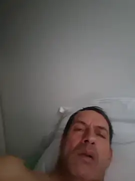 bagoulo online show from November 3, 2025, 9:24 am