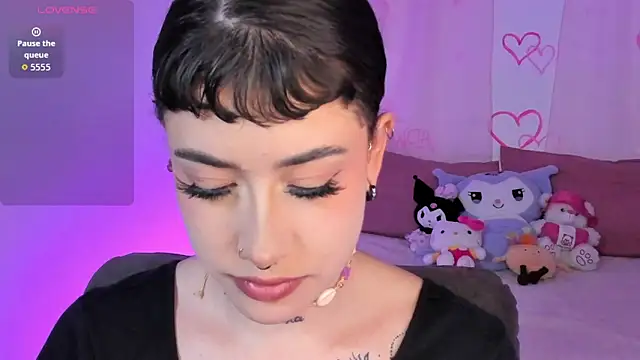 Snapshot of melody_suarez chatting on September 12, 2025, 11:04 pm melody suarez online show from September 12, 2025, 11:04 pm