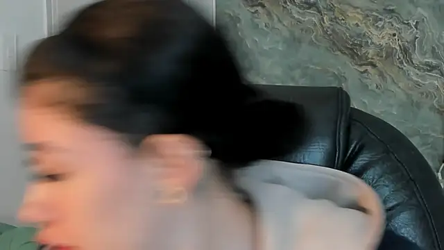 Snapshot of melody_suarez chatting on February 8, 2025, 8:31 am melody suarez online show from February 8, 2025, 8:31 am