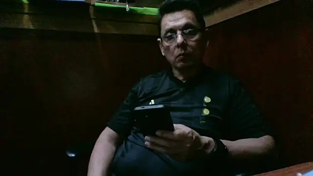 MarcusKelvin online show from November 5, 2025, 2:53 pm