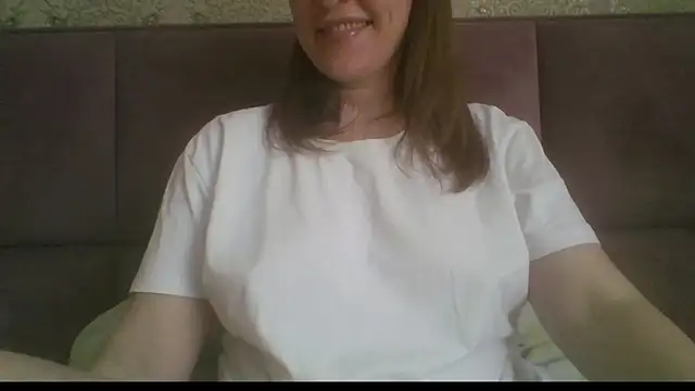 Sladkiegubki online show from April 16, 2026, 11:00 am