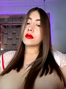 Snapshot of Maralains chatting on February 18, 2026, 7:39 am Maralains online show from February 18, 2026, 7:39 am