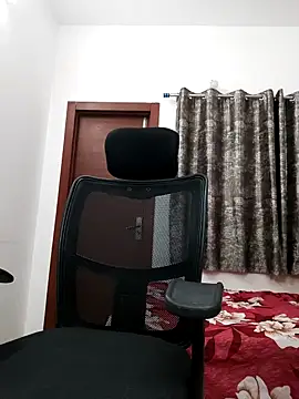 Snapshot of sanaya_baby chatting on February 18, 2025, 12:05 am sanaya baby online show from February 18, 2025, 12:05 am