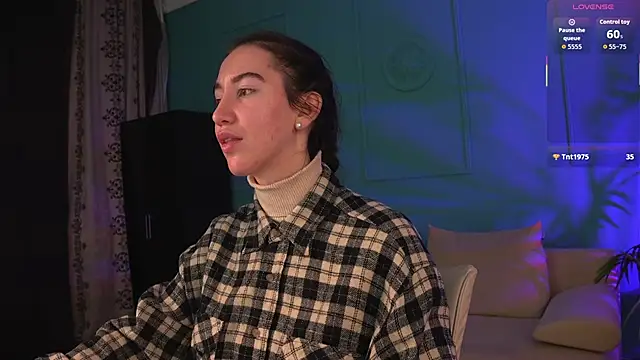 Belle Via online show from April 8, 2026, 5:03 pm