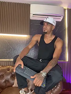 AaronCruz  online show from February 27, 2026, 11:59 pm