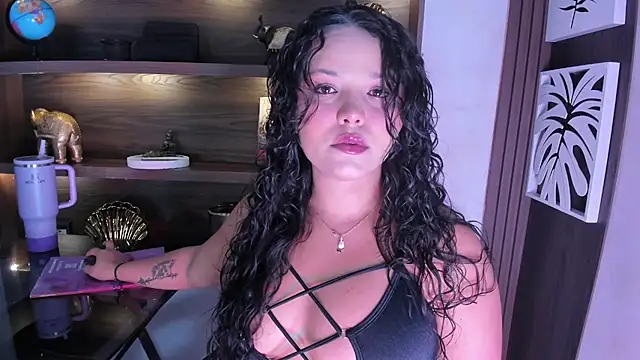 LottiCarter online show from July 24, 2026, 8:49 pm