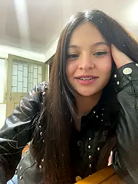 LucyEvans  online show from October 20, 2025, 5:42 am