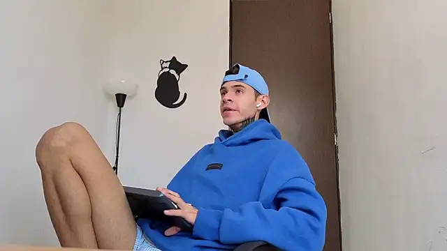 Saturno v online show from April 18, 2026, 1:02 pm