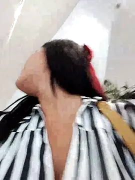 Miia grand online show from December 17, 2024, 6:42 pm