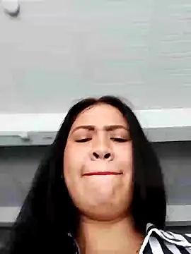 Miia grand online show from January 8, 2025, 8:29 pm