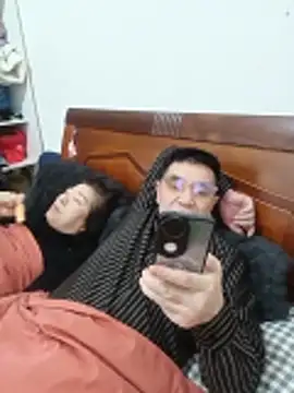 yjw6688 online show from April 1, 2026, 7:53 am