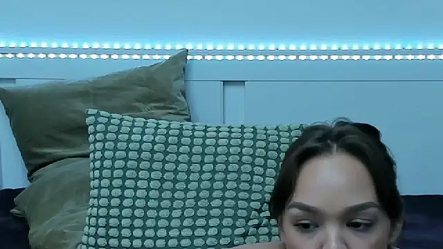 Snapshot of NataliaNightX chatting on February 24, 2025, 3:23 am NataliaNightX online show from February 24, 2025, 3:23 am