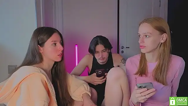 fcjuicy pussy online show from May 30, 2026, 7:15 am