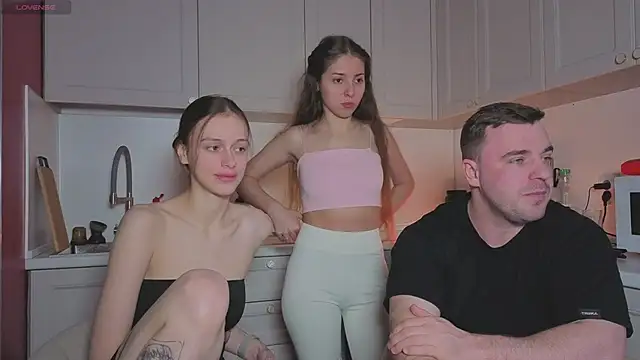 fcjuicy pussy online show from November 23, 2025, 9:30 am