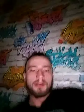 wariacik0024 online show from March 16, 2026, 8:11 pm