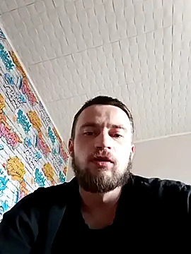 wariacik0024 online show from April 10, 2026, 12:56 pm