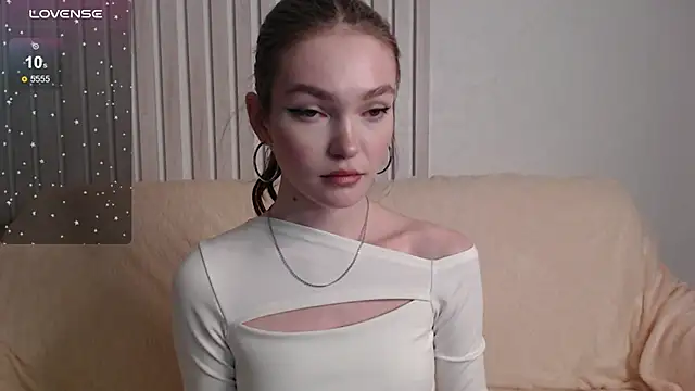 stellapayne1 online show from November 27, 2025, 11:38 pm