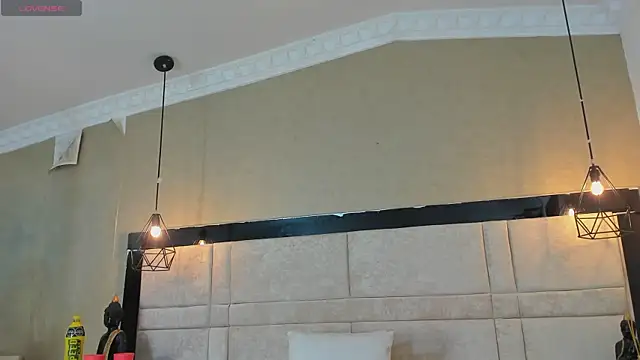 kimCosseyy online show from November 9, 2025, 2:48 am