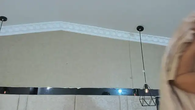 kimCosseyy online show from January 14, 2026, 3:32 am