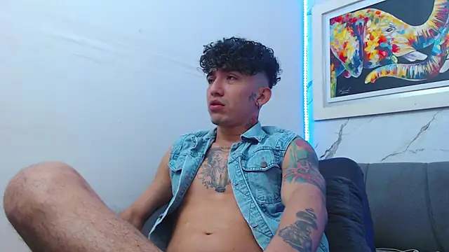 targuerian22 online show from January 14, 2026, 1:53 am