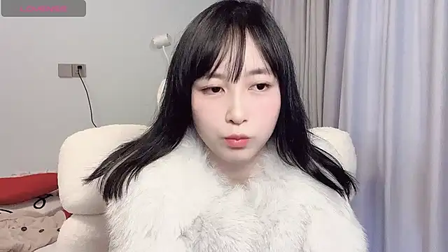 Snapshot of Urly_S chatting on December 22, 2024, 5:55 am Urly S online show from December 22, 2024, 5:55 am