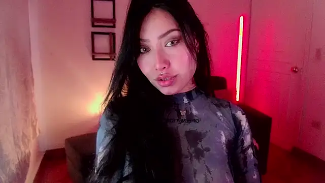 Snapshot of Emilyswan04 chatting on February 27, 2025, 3:59 pm Emilyswan04 online show from February 27, 2025, 3:59 pm