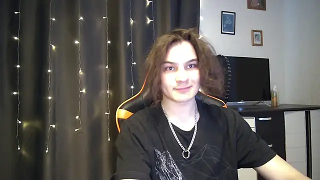 sweet lucifer666 online show from March 19, 2025, 1:29 pm