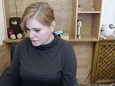 DaniellaKiss online show from April 3, 2026, 5:19 pm