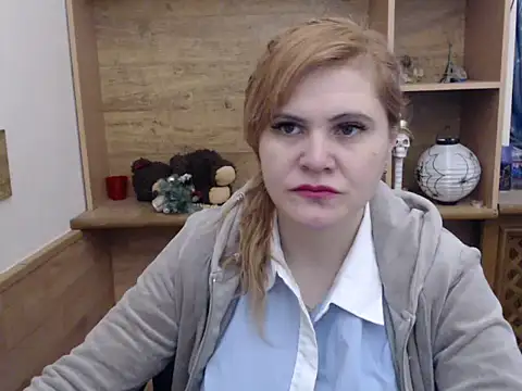 DaniellaKiss online show from March 7, 2026, 5:36 am