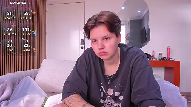 Snapshot of jessica_tenderly chatting on November 18, 2025, 6:33 pm jessica tenderly online show from November 18, 2025, 6:33 pm