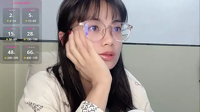 Honey-cici online show from March 21, 2025, 7:11 am