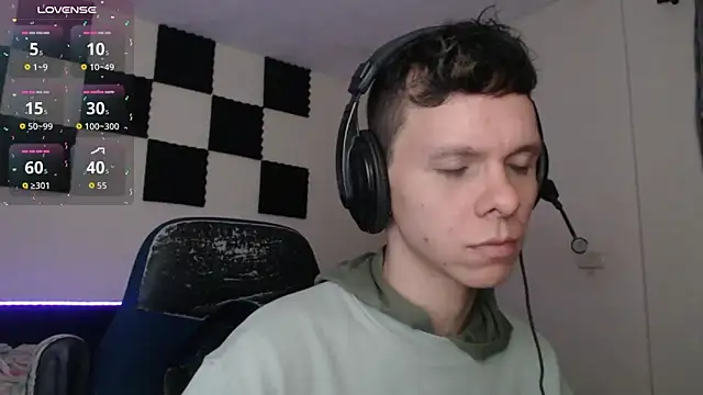 bryamado69 online show from November 14, 2025, 1:09 am