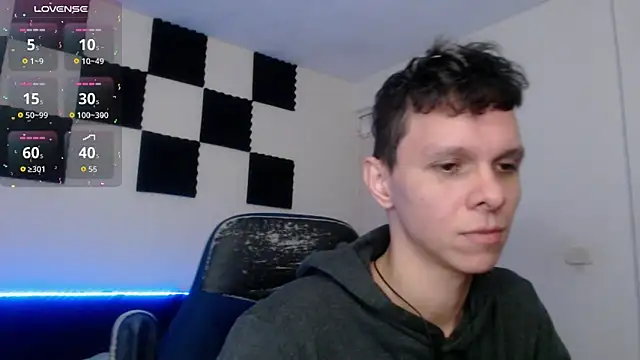 bryamado69 online show from November 28, 2025, 10:37 am