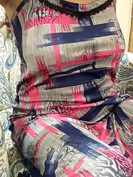 Snapshot of BongQueen9 chatting on April 8, 2026, 1:40 am BongQueen9 online show from April 8, 2026, 1:40 am