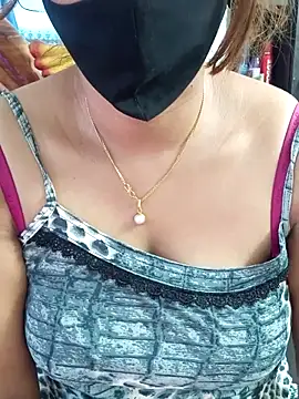 Snapshot of BongQueen9 chatting on March 23, 2026, 1:17 am BongQueen9 online show from March 23, 2026, 1:17 am