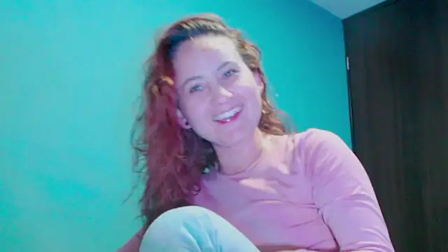 zoe jones3 online show from February 1, 2025, 11:48 pm