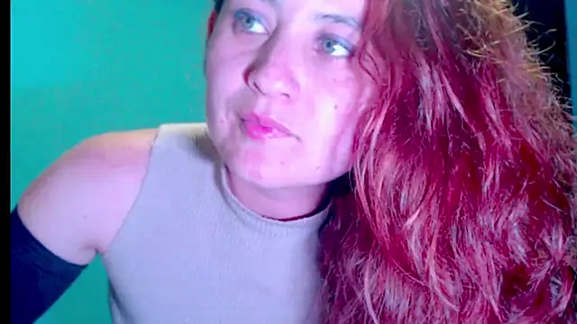 zoe jones3 online show from March 13, 2025, 1:43 am