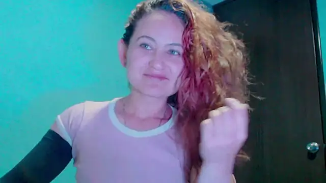 zoe jones3 online show from February 13, 2025, 2:34 am