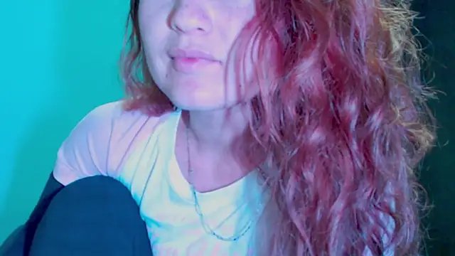 zoe jones3 online show from February 19, 2025, 1:40 am