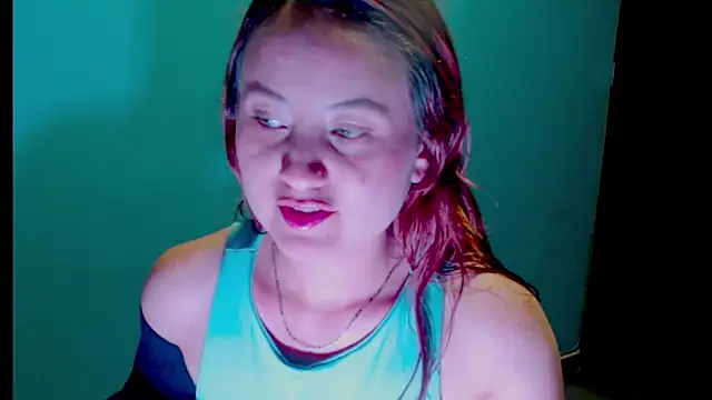 zoe jones3 online show from March 4, 2025, 11:11 pm