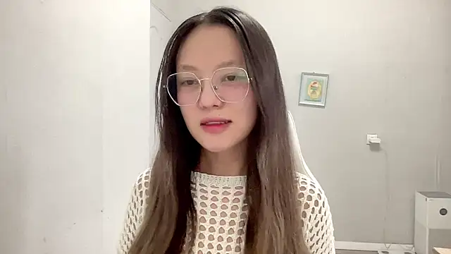 Risalynn online show from February 11, 2025, 3:18 am