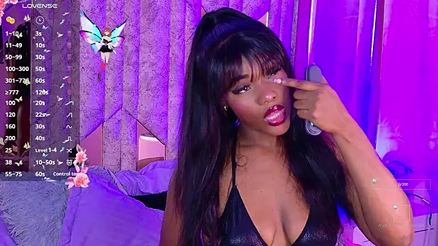 SarahBrunet online show from November 27, 2025, 1:55 pm