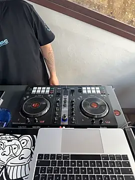 ErPumas126 online show from March 25, 2026, 3:11 pm