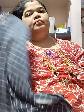 Snapshot of tamilthanushri chatting on March 13, 2026, 10:31 am tamilthanushri online show from March 13, 2026, 10:31 am