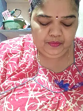 Snapshot of tamilthanushri chatting on March 18, 2026, 9:01 am tamilthanushri online show from March 18, 2026, 9:01 am