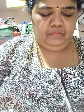 Snapshot of tamilthanushri chatting on March 28, 2026, 9:49 pm tamilthanushri online show from March 28, 2026, 9:49 pm