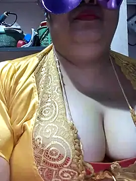 Snapshot of tamilthanushri chatting on March 20, 2026, 3:57 pm tamilthanushri online show from March 20, 2026, 3:57 pm