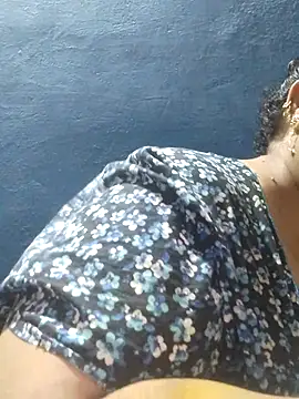 Snapshot of tamilthanushri chatting on April 6, 2026, 7:48 pm tamilthanushri online show from April 6, 2026, 7:48 pm