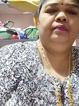 Snapshot of tamilthanushri chatting on March 28, 2026, 9:43 am tamilthanushri online show from March 28, 2026, 9:43 am